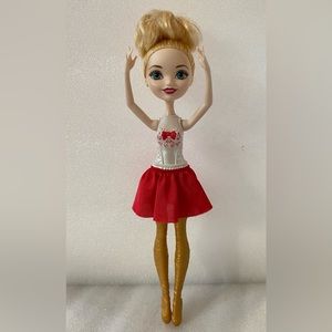 Mattel EVER AFTER HIGH Apple White Doll BALLET Daughter of Snow White